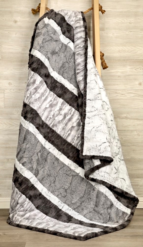 Video How to Make a Crazy 8 Cuddle® Strip Quilt (& Free Pattern)